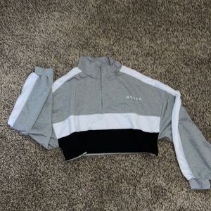 NVGTN Cropped Hoodie